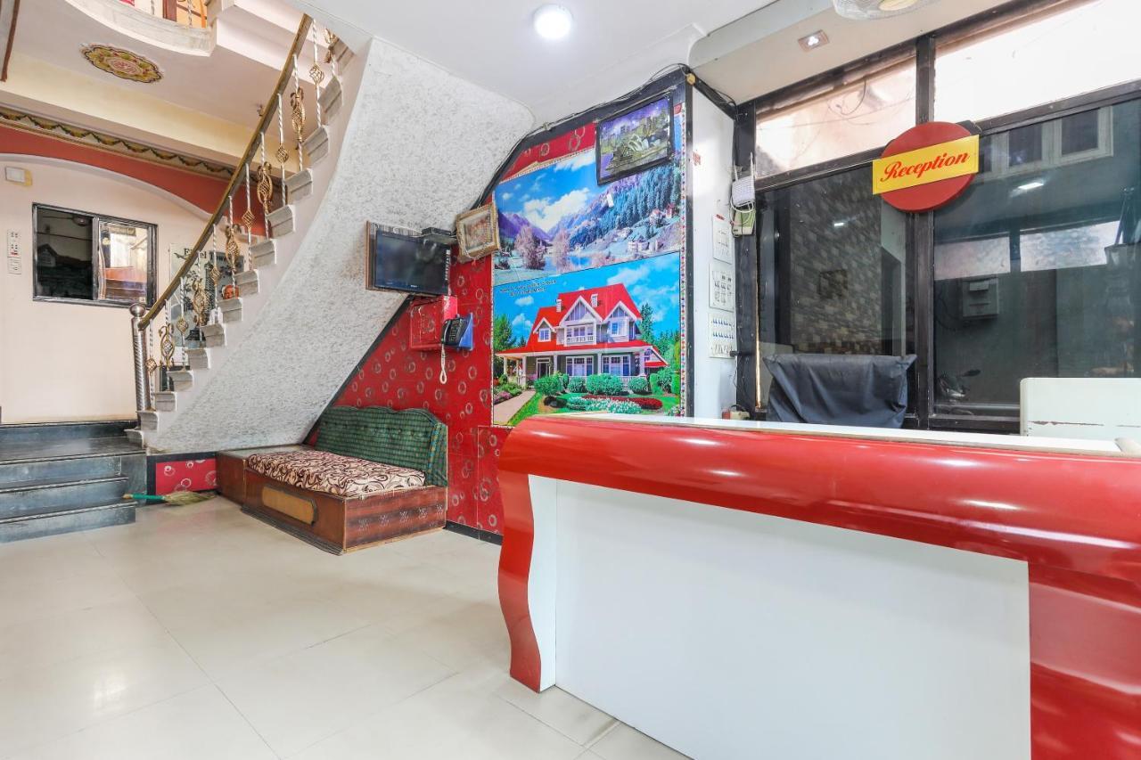 Oyo 62194 Pleasure Palace Hotel Indore Bagian luar foto