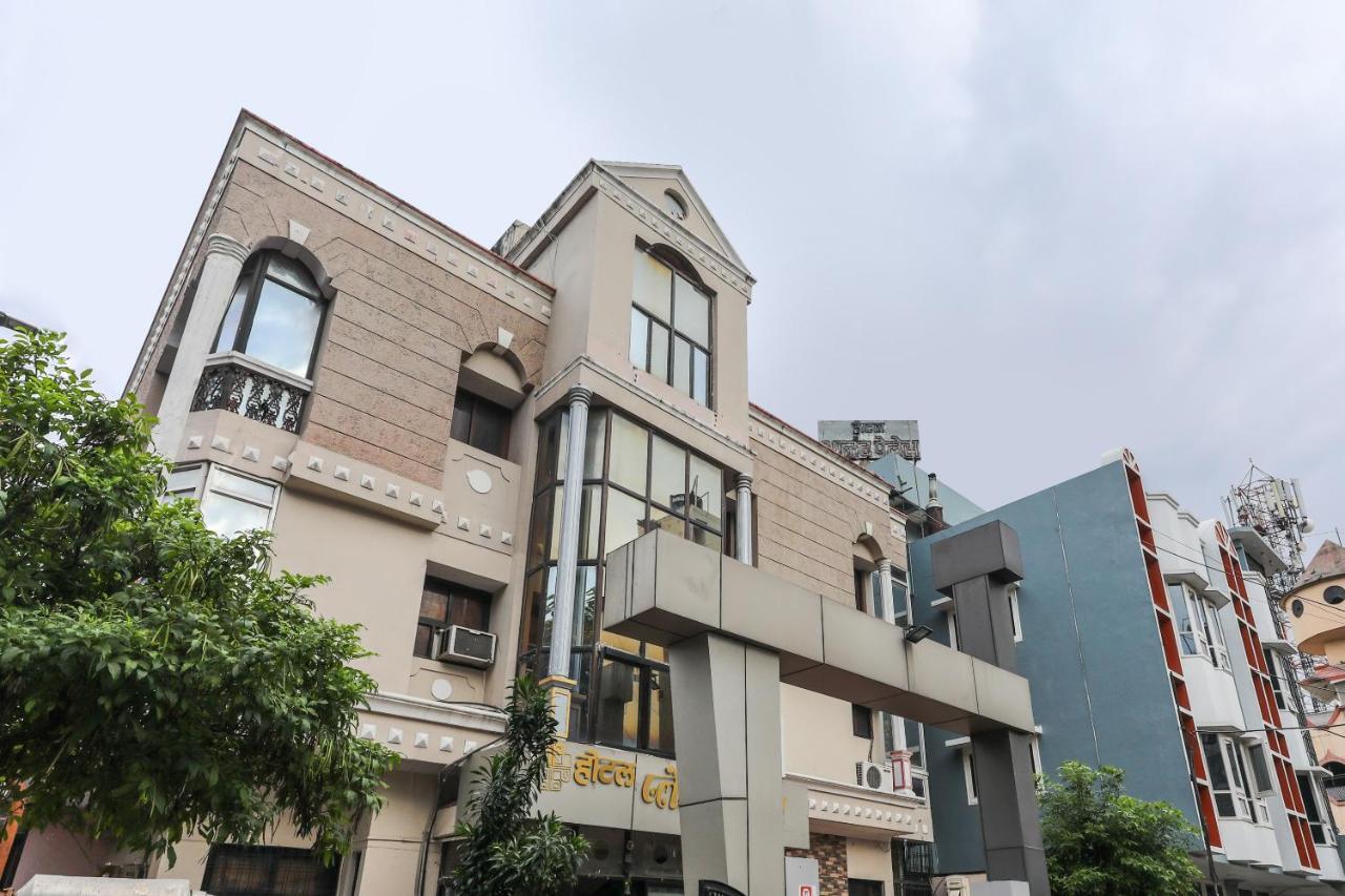 Oyo 62194 Pleasure Palace Hotel Indore Bagian luar foto